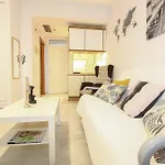 Deluxe Apartment In Altozano-Triana